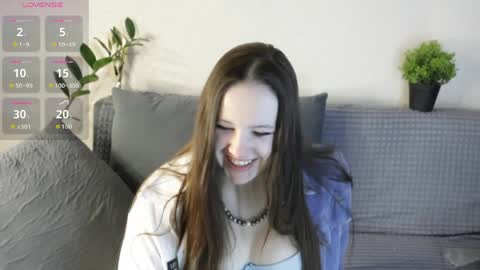 Babyhotgirlq online show from 04/07/26, 06:52