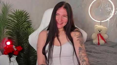 Sophia online show from 11/27/25, 03:52