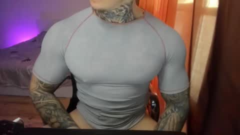 Snapshot of babylewisss chatting on 04/15/26, 02:13 Amil online show from 04/15/26, 02:13