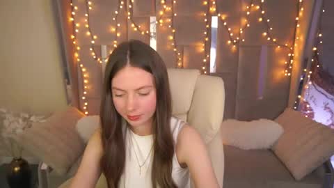 Lady Vi online show from 04/20/26, 01:47