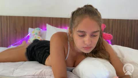 My name is Amelia but for you Melie online show from 12/23/25, 09:07