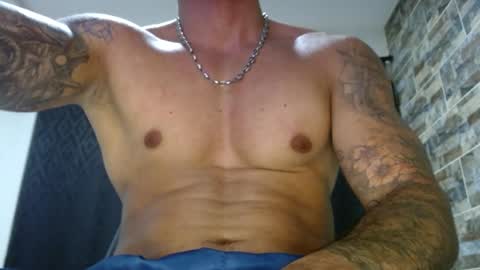 Snapshot of babyrecord chatting on 01/17/25, 10:23 babyrecord online show from 01/17/25, 10:23