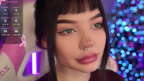 Nika online show from 01/12/26, 06:35