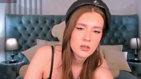 Snapshot of babyy_gloria chatting on 10/02/25, 04:03 Gloria online show from 10/02/25, 04:03