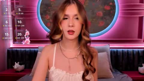 Snapshot of babyy_gloria chatting on 11/29/25, 11:52 Gloria online show from 11/29/25, 11:52