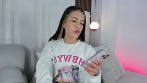 babyyfortune_ online show from 10/02/25, 01:23