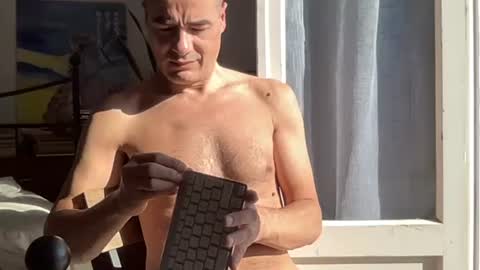 bach online show from 02/05/25, 09:36