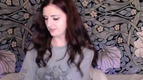 Snapshot of backtatava chatting on 09/18/25, 02:02 Ava online show from 09/18/25, 02:02