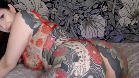 Snapshot of backtatava chatting on 09/25/25, 08:56 Ava online show from 09/25/25, 08:56