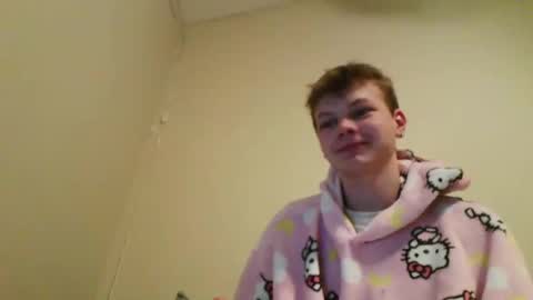 bad987073 online show from 12/04/24, 02:42