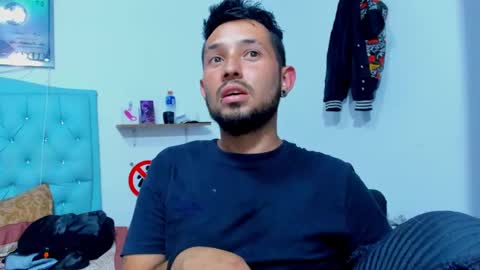 s   online show from 10/25/25, 01:35