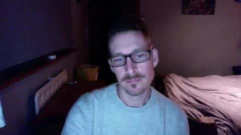 Snapshot of bad_dad43 chatting on 12/31/24, 11:06 Bad dad43 online show from 12/31/24, 11:06