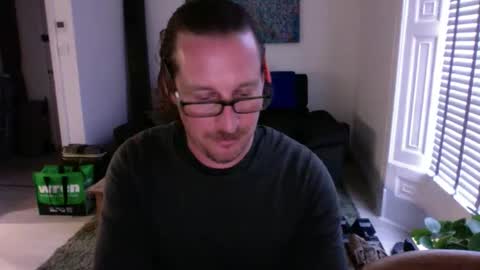 Snapshot of bad_dad43 chatting on 06/02/26, 04:58 Bad dad43 online show from 06/02/26, 04:58
