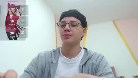 Snapshot of bad_giirl__ chatting on 11/28/25, 06:21 Anna online show from 11/28/25, 06:21