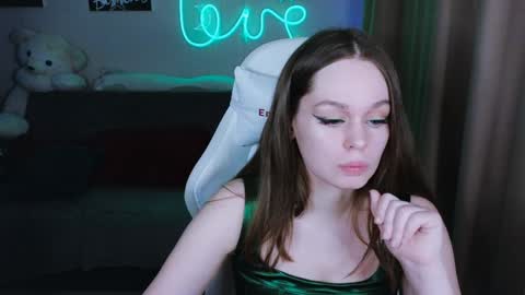 Lin online show from 01/16/25, 05:12