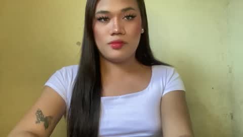 AMARA - FOLLOW ME AND THUMBS UP online show from 04/01/26, 12:00