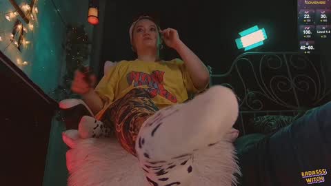 Snapshot of badassswitch chatting on 01/15/25, 04:32 Franki online show from 01/15/25, 04:32