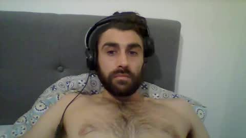 Snapshot of badboy33000182893 chatting on 12/04/25, 07:33 badboy33000182893 online show from 12/04/25, 07:33