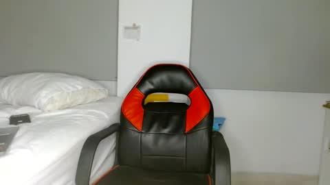 Snapshot of badbunny_69_ chatting on 02/03/25, 11:20 badbunny_69_ online show from 02/03/25, 11:20