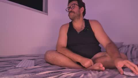 Snapshot of baddaddybrasil chatting on 11/21/25, 10:19 Baddaddybrazil online show from 11/21/25, 10:19