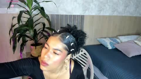 BADDIE DELAYLA online show from 04/04/26, 06:16