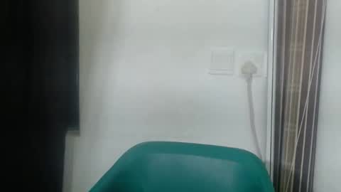 Snapshot of baddiebitchx chatting on 04/06/26, 11:27 baddiebitchx online show from 04/06/26, 11:27