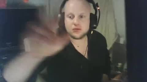 Snapshot of badg1406 chatting on 11/06/25, 02:56 BadG online show from 11/06/25, 02:56