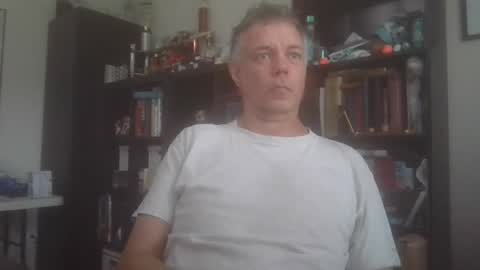 Snapshot of badger32934 chatting on 06/20/26, 03:37 Badger online show from 06/20/26, 03:37