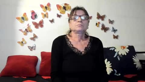 Snapshot of badgg chatting on 02/03/25, 04:31 Gina online show from 02/03/25, 04:31