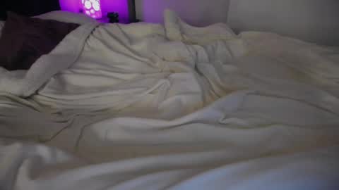 Jade online show from 05/05/26, 04:20
