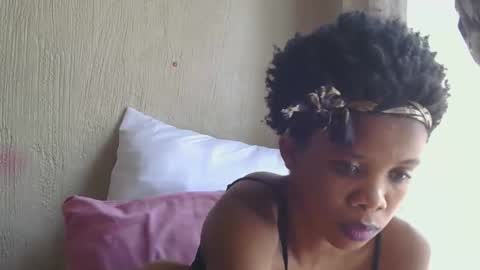 Lily online show from 09/20/25, 08:37