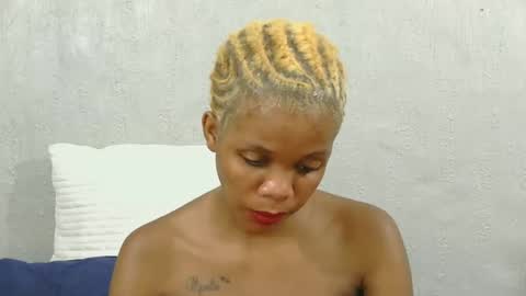 Lily online show from 11/17/25, 04:57