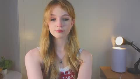 Snapshot of baeyoda chatting on 04/01/26, 04:15 Kate online show from 04/01/26, 04:15