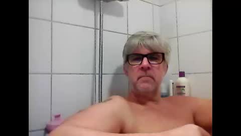 baggelina75 online show from 02/26/25, 06:32
