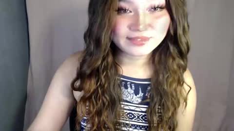 Snapshot of bahoglaway69 chatting on 11/23/25, 04:18 april online show from 11/23/25, 04:18