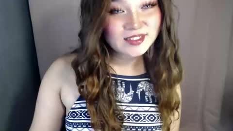 Snapshot of bahoglaway69 chatting on 11/26/25, 08:04 april online show from 11/26/25, 08:04