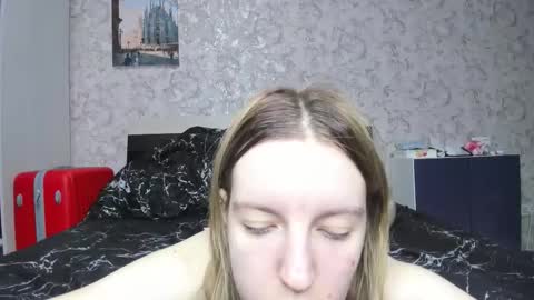 holly online show from 10/29/25, 03:36