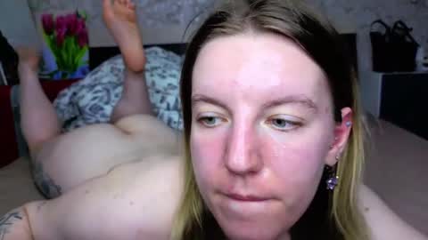 holly online show from 04/24/26, 03:36