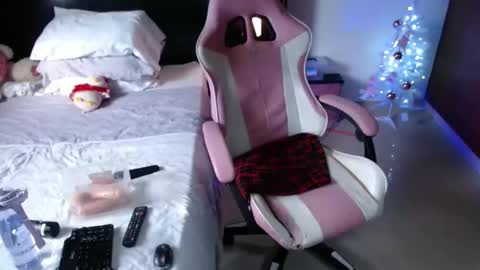 sandra online show from 11/26/25, 12:50