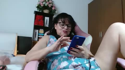 sandra online show from 04/08/26, 03:23