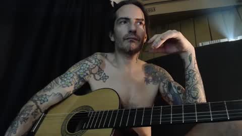 Snapshot of bailey39 chatting on 12/02/24, 01:25 Bailey online show from 12/02/24, 01:25