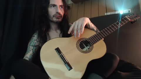 Snapshot of bailey39 chatting on 12/12/24, 12:59 Bailey online show from 12/12/24, 12:59