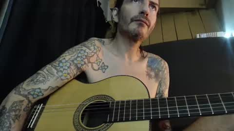 Snapshot of bailey39 chatting on 12/14/24, 04:45 Bailey online show from 12/14/24, 04:45