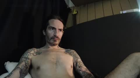 Snapshot of bailey39 chatting on 12/19/24, 04:34 Bailey online show from 12/19/24, 04:34