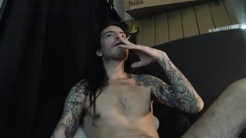 Snapshot of bailey39 chatting on 01/05/25, 01:24 Bailey online show from 01/05/25, 01:24