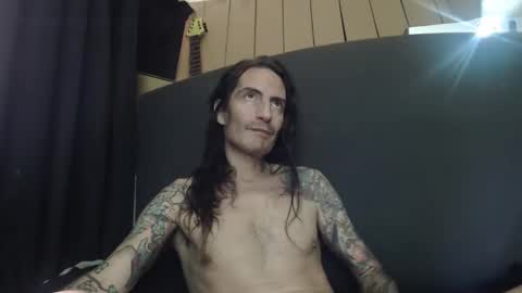 Snapshot of bailey39 chatting on 02/14/25, 09:24 Bailey online show from 02/14/25, 09:24