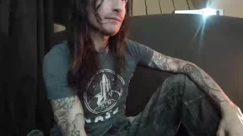 Snapshot of bailey39 chatting on 02/21/25, 10:26 Bailey online show from 02/21/25, 10:26