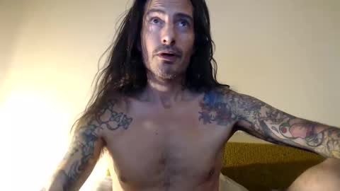 Snapshot of bailey39 chatting on 09/09/25, 12:10 Bailey online show from 09/09/25, 12:10