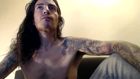 Snapshot of bailey39 chatting on 10/13/25, 05:57 Bailey online show from 10/13/25, 05:57