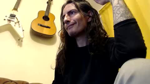 Snapshot of bailey39 chatting on 11/11/25, 12:43 Bailey online show from 11/11/25, 12:43